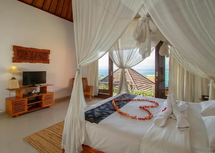 Lembongan Cliff Villas